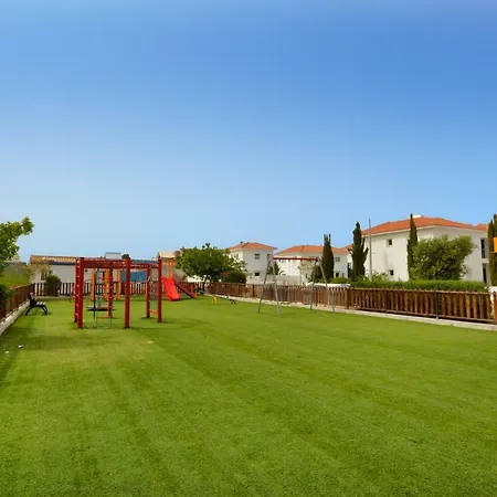 Apartment Orchard Protaras *
